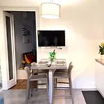 Porta Susa Centro, Balconi, Condizionato, Wifii E Parcheggio Apartment *