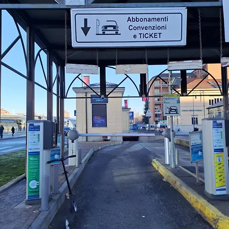 Porta Susa Centro, Balconi, Condizionato, Wifii E Parcheggio